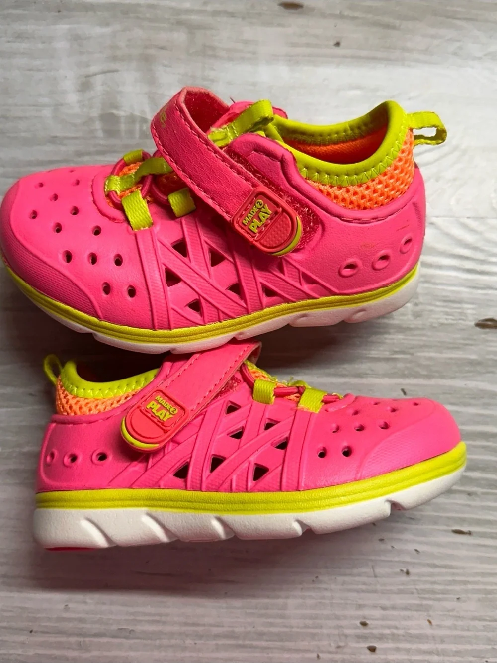 Stride Rite Made 2 Play Phibian Neon Pink Yellow Rubber Slip On Girls size 5